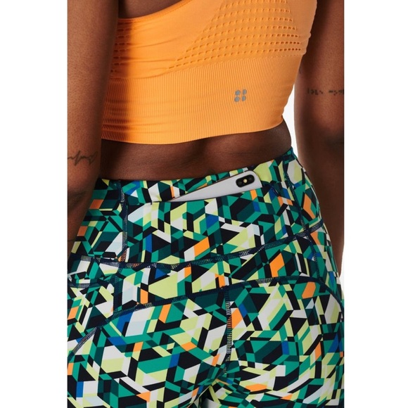 Sweaty Betty Power High Waist Pocket 9” Biker Shorts Geo Maze Print Size Small - Picture 3 of 9